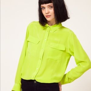Equipment Slim Signature Blouse - lime